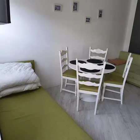 Apartment Wikoli 4 *